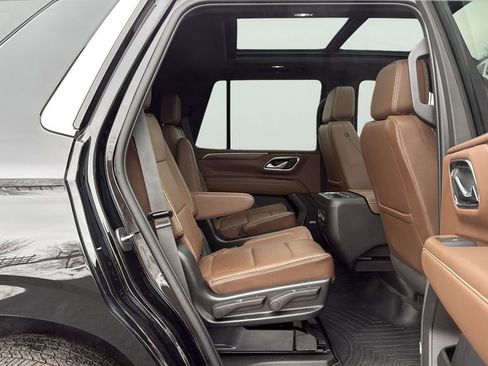 Used 2023 Chevrolet Tahoe High Country w/ LPO, Illumination Package image 12