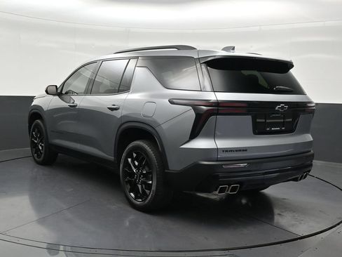 Used 2025 Chevrolet Traverse LT w/ Midnight/Sport Edition FWD image 3