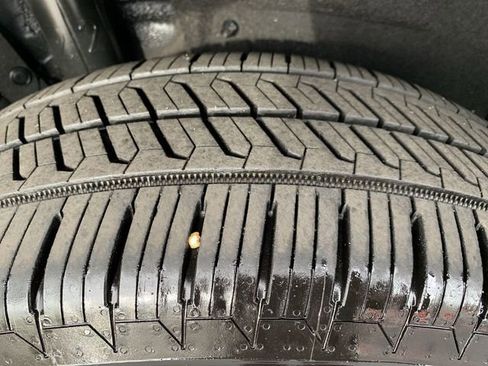 Certified 2021 Toyota RAV4 XLE image 34