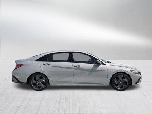 New 2026 Hyundai Elantra Sport FWD image 16