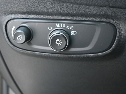 Used 2024 Chevrolet Equinox LT image 20