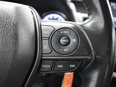 Used 2024 Toyota Camry SE FWD image 22