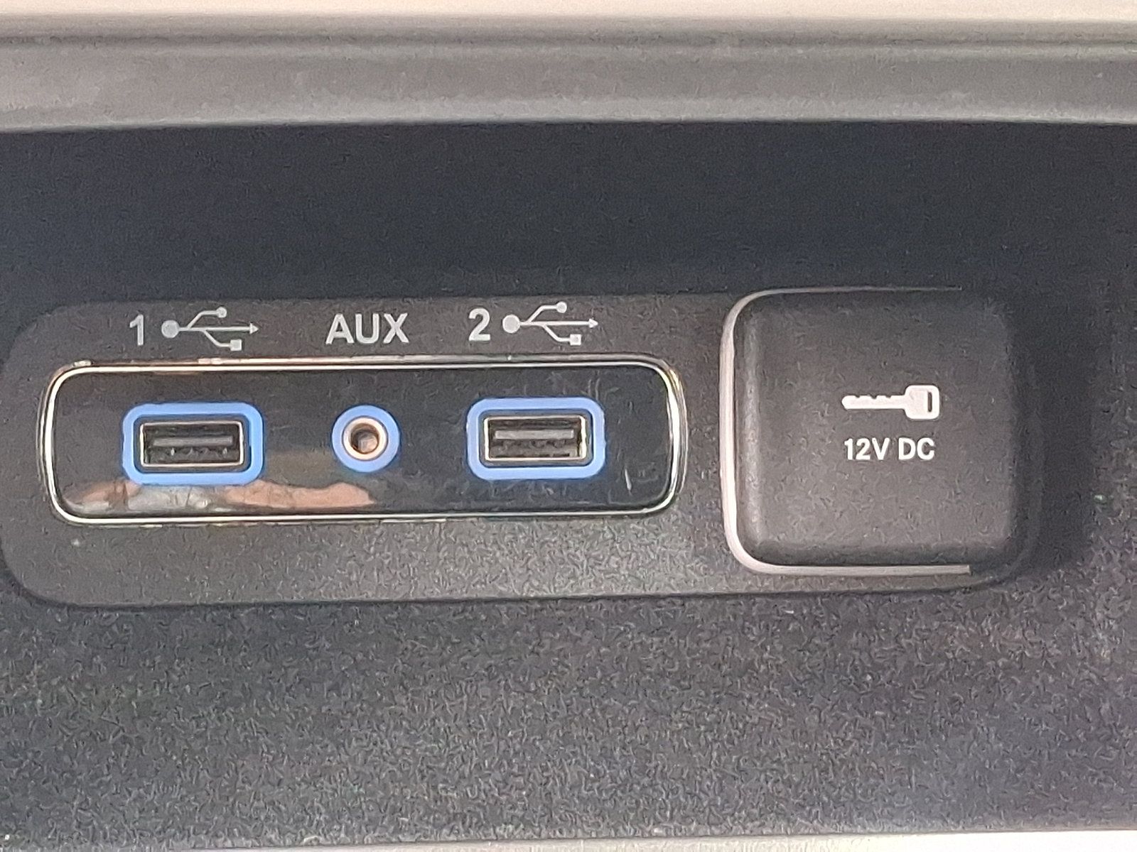 Used 2019 Jeep Grand Cherokee Altitude AWD/4WD image 29