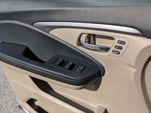 Used 2023 Honda Ridgeline RTL-E image 24