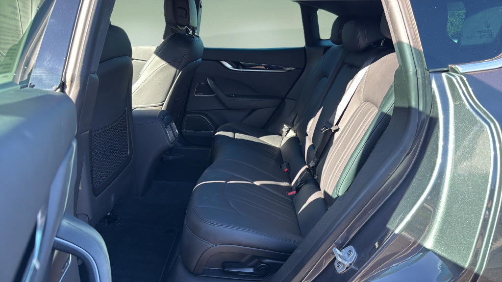 Certified 2023 Maserati Levante GT AWD/4WD image 25