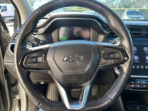 Used 2022 Chevrolet Bolt EUV LT w/ Convenience Package image 27