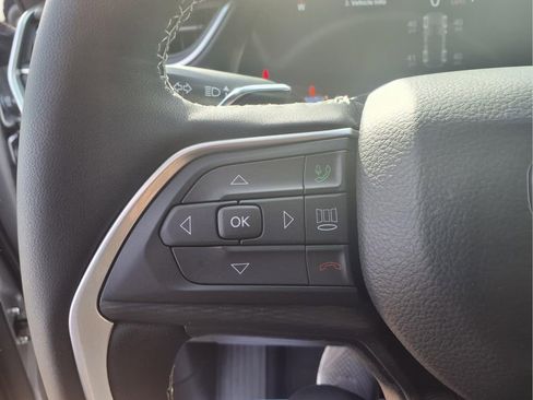 New 2026 Jeep Grand Cherokee Laredo image 5