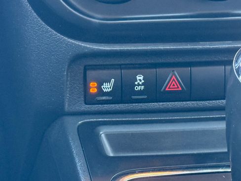 Used 2017 Jeep Patriot High Altitude image 17