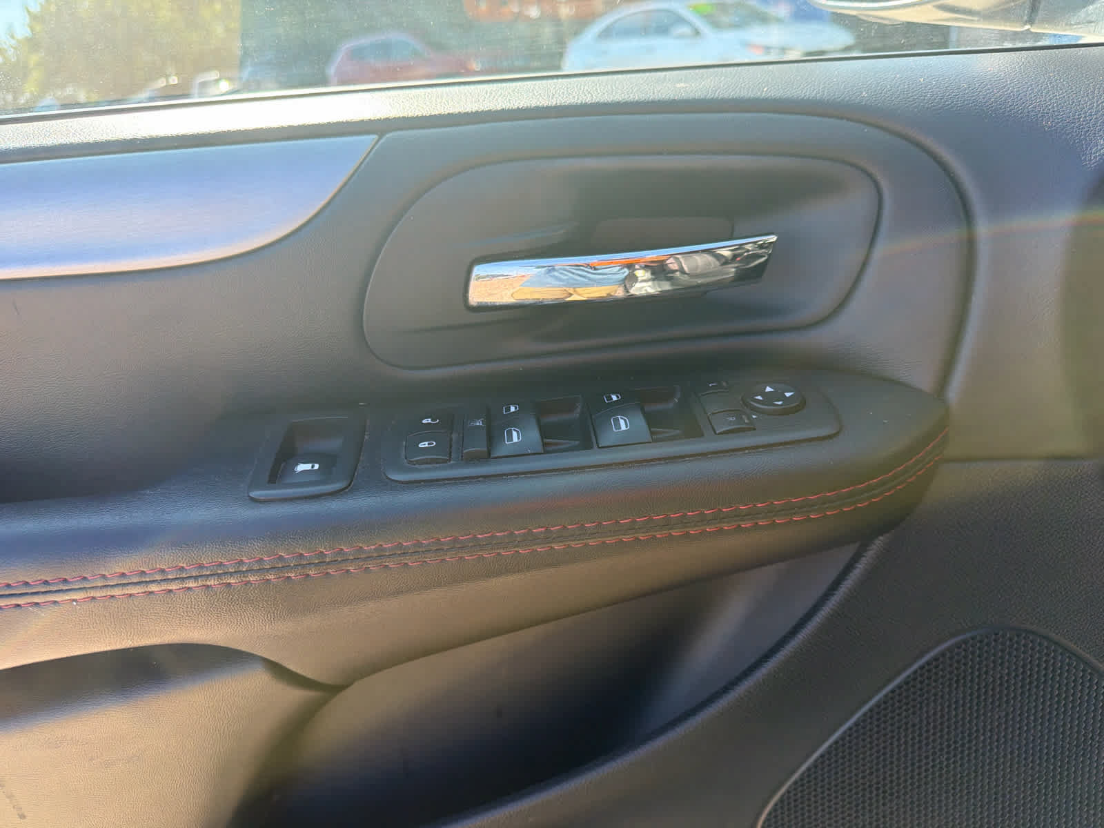 Used 2019 Dodge Grand Caravan GT FWD image 18