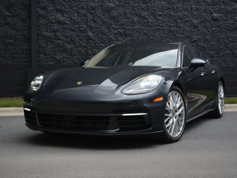 Certified 2019 Porsche Panamera 4 AWD/4WD image 1