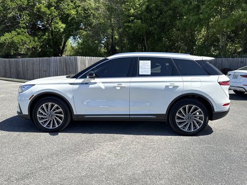 Used 2023 Lincoln Corsair Reserve w/ Equipment Group 201A FWD image 2