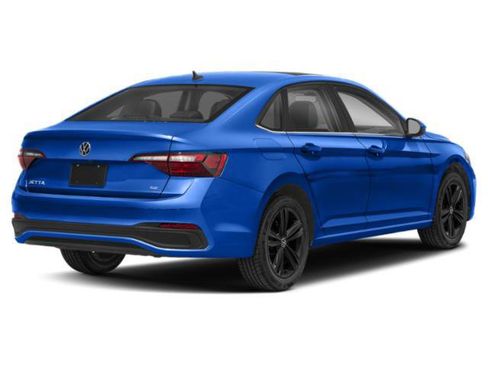 Used 2024 Volkswagen Jetta SE FWD image 2