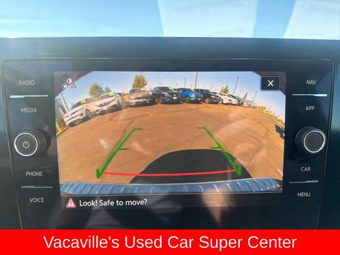 Used 2025 Volkswagen Jetta SEL FWD image 20