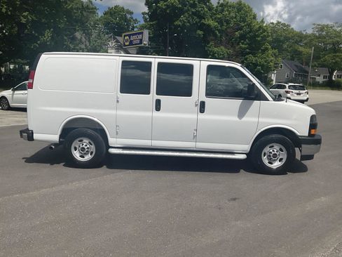 Used 2025 GMC Savana 2500 w/ Driver Convenience Package RWD image 6