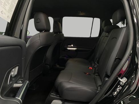 Certified 2025 Mercedes-Benz GLB 250 4MATIC image 26