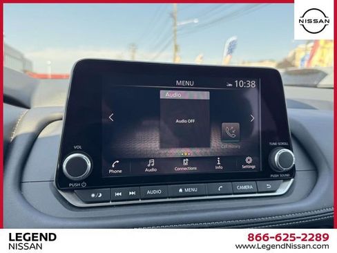 Used 2024 Nissan Rogue SV AWD/4WD image 25