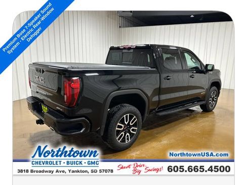 Used 2024 GMC Sierra 1500 AT4 w/ Technology Package AWD/4WD image 6