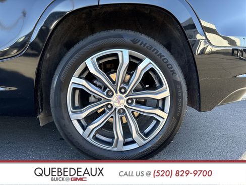 Used 2020 GMC Terrain Denali w/ Denali Premium Package image 3