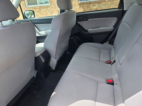 Used 2015 Subaru Forester 2.5i Premium w/ All-Weather Package AWD/4WD image 22