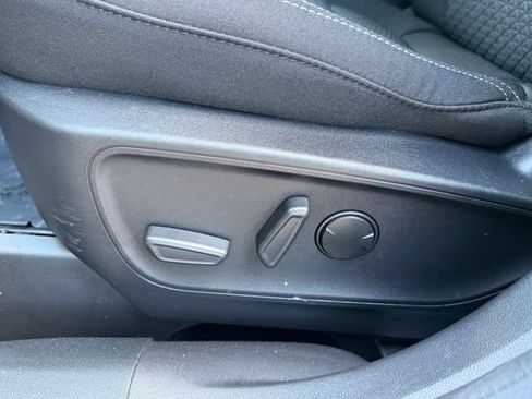 Used 2023 Ford Escape Active w/ Tech Pack #1 AWD/4WD image 18