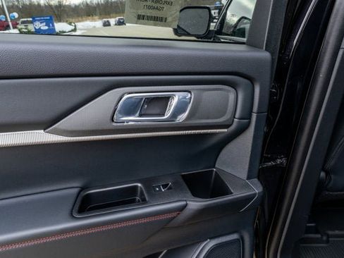 New 2026 Ford Explorer ST-Line image 22