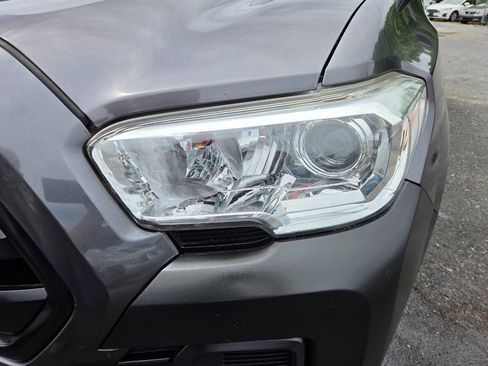 Used 2019 Toyota Tacoma SR AWD/4WD image 3