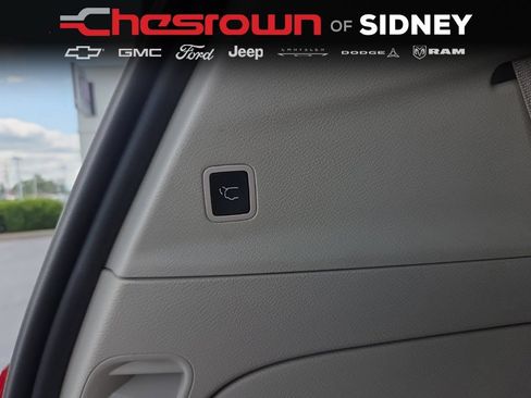Used 2024 Chrysler Pacifica Touring-L w/ Uconnect Theater Family Group AWD/4WD image 20