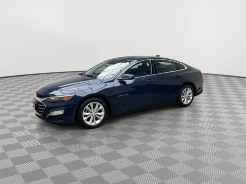 Used 2021 Chevrolet Malibu LT image 32