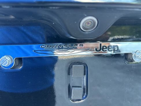 Certified 2020 Jeep Compass Latitude image 21