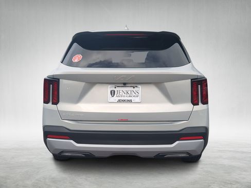 New 2026 Kia Sorento LX image 4