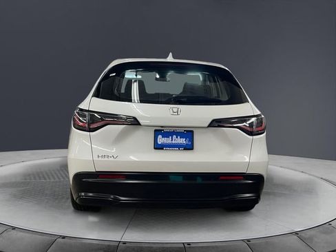 Certified 2025 Honda HR-V LX image 4