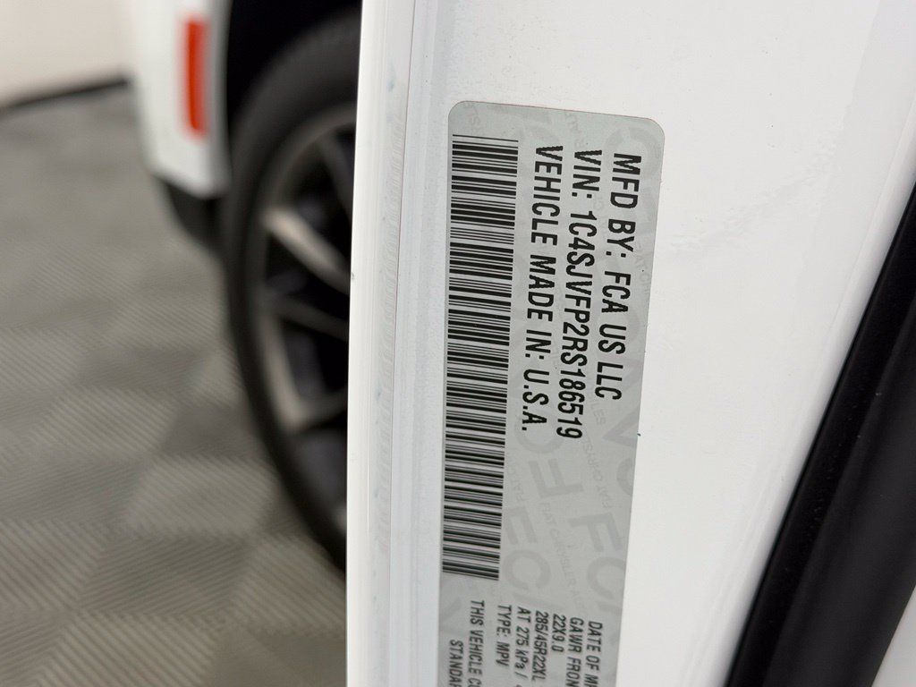 Used 2024 Jeep Grand Wagoneer Series II Obsidian w/ Quick Order Packagew 28T AWD/4WD image 34