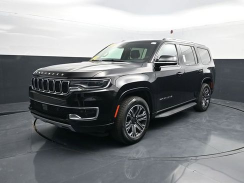 Used 2024 Jeep Wagoneer Series II image 4