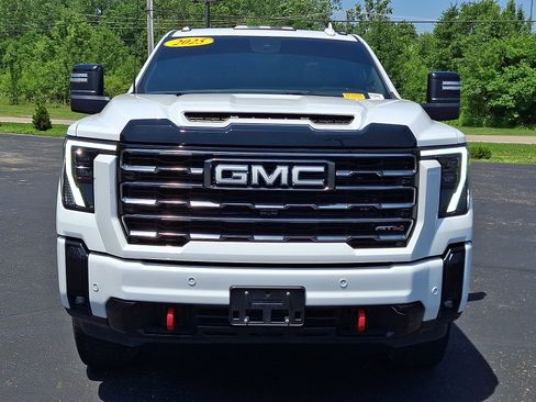 Used 2025 GMC Sierra 2500 AT4 w/ AT4 Premium Plus Package AWD/4WD image 29