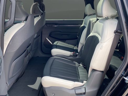 New 2026 Kia EV9 GT-Line AWD/4WD image 24