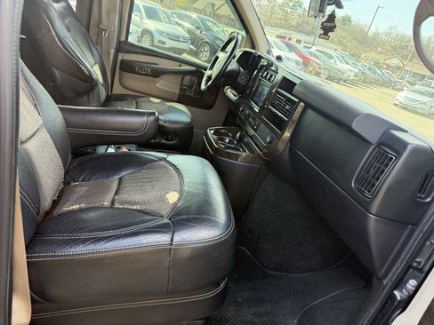 Used 2014 GMC Savana 2500 Extended image 14
