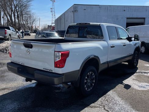 Used 2017 Nissan Titan PRO-4X image 5