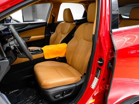 Used 2024 Lexus NX 250 FWD w/ Premium Package image 34