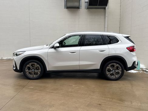 Certified 2023 BMW X1 xDrive28i w/ Convenience Package image 5
