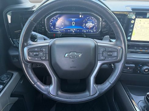 Used 2022 Chevrolet Silverado 1500 ZR2 w/ Technology Package AWD/4WD image 12