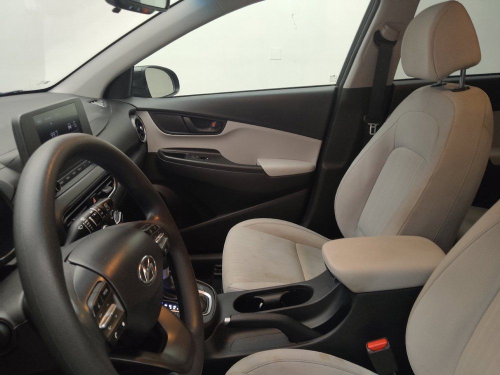 Used 2023 Hyundai Kona SEL w/ Cargo Package FWD image 17
