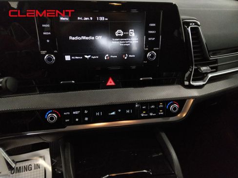 Used 2023 Kia Sportage LX image 20