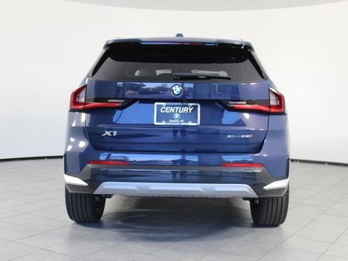 Used 2026 BMW X1 xDrive28i w/ Technology Package image 9