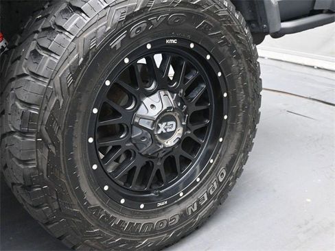 Used 2020 Jeep Gladiator Rubicon image 23