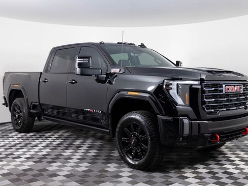 Used 2024 GMC Sierra 3500 AT4 w/ AT4 Premium Plus Package image 10