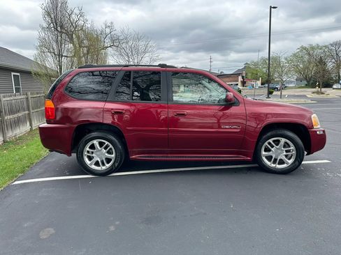 Used 2008 GMC Envoy Denali w/ Sun And 6-Disc Cd Package AWD/4WD image 4