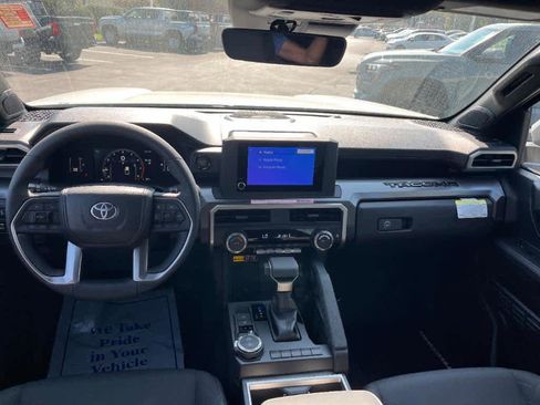 Used 2024 Toyota Tacoma SR5 w/ SR5 Upgrade Package image 4