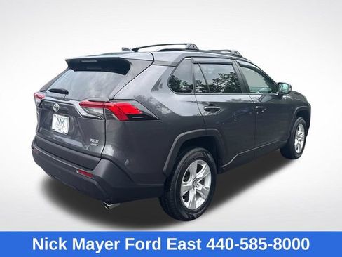 Used 2019 Toyota RAV4 XLE w/ Convenience Package AWD/4WD image 8