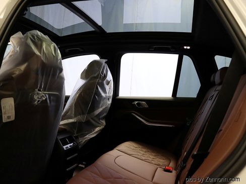 New 2026 BMW X5 xDrive40i w/ Premium Package image 13