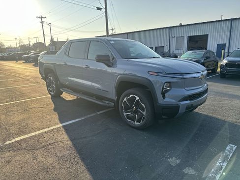 New 2026 Chevrolet Silverado EV LT image 2